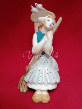 Статуэтка "Золушка"