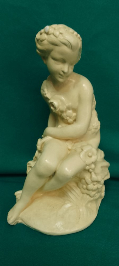 Статуэтка "Нимфа в цветах"