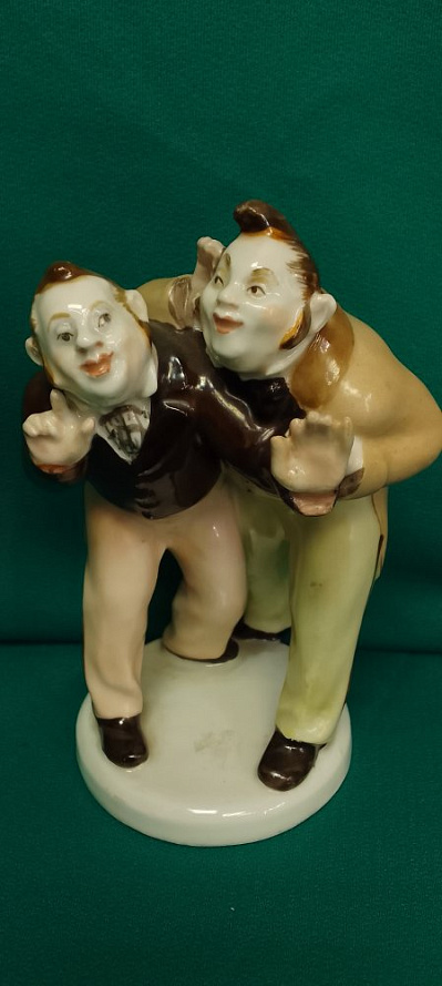 Статуэтка "Бобчинский и Добчинский"