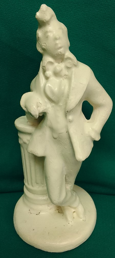 Статуэтка "Хлестаков" - композит